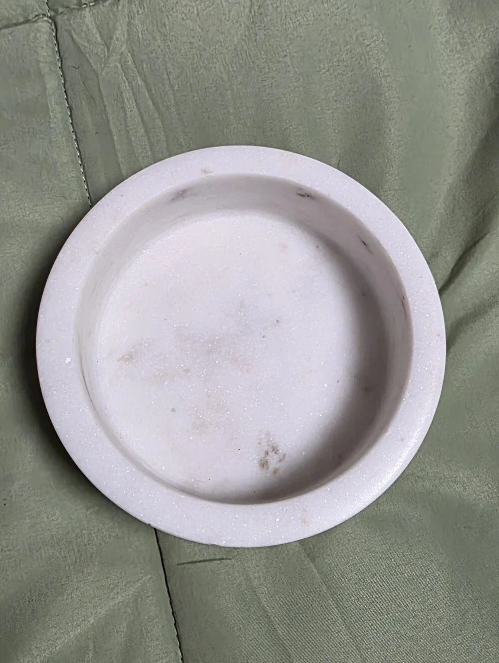 N/A formed white